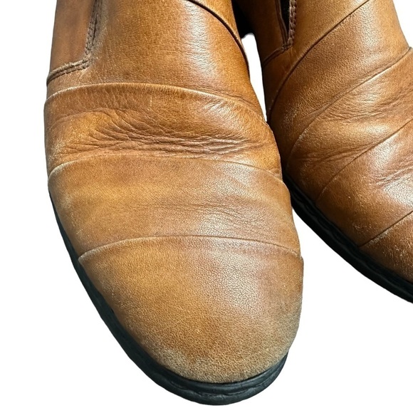 Rieker antistress size 6.5 slip on 1” low heel tan booties size 6.5 - Picture 3 of 10